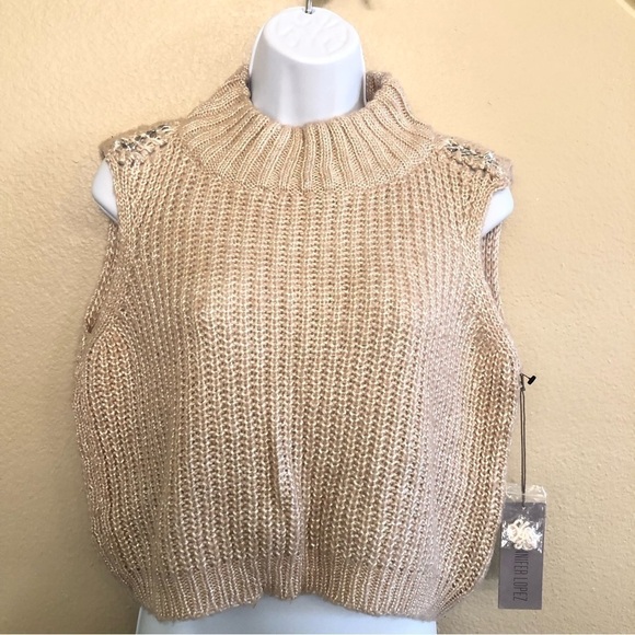 Jennifer Lopez Urban Allure Mock Neck Chain Detail Sleeveless Crop Knit Sweater - Picture 1 of 11